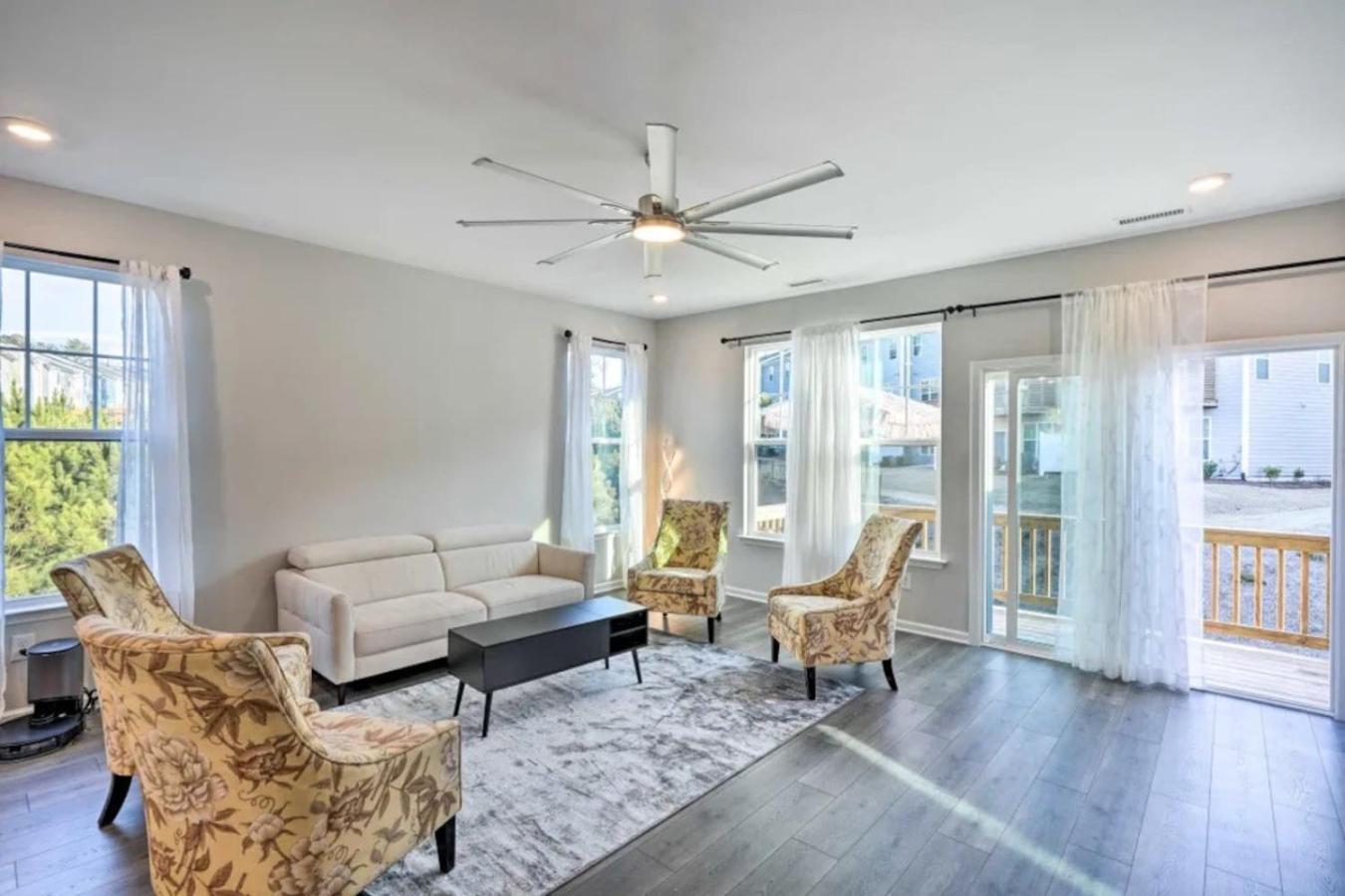 The Villas Buckingham 10 Mins To Rdu Airport Duke Downtown Durham Buitenkant foto
