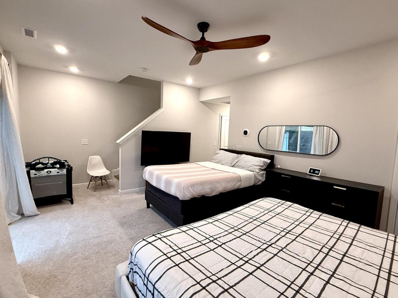 The Villas Buckingham 10 Mins To Rdu Airport Duke Downtown Durham Buitenkant foto