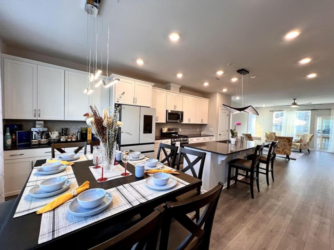 The Villas Buckingham 10 Mins To Rdu Airport Duke Downtown Durham Buitenkant foto